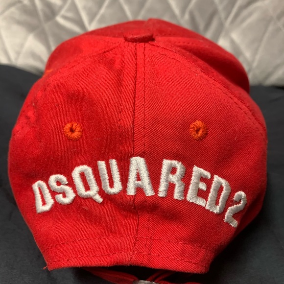 Dsquared2 red icon hat - Picture 2 of 3